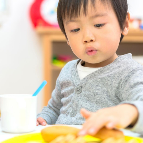 How do i know my child will eat enough 
